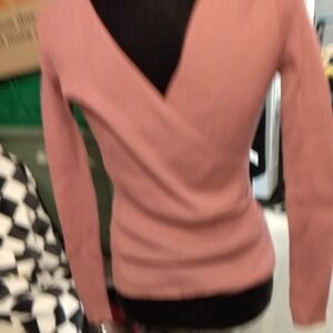 New Look Ribbed Wrap V-Neck Sweater - Rose